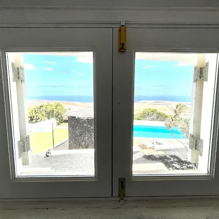 Bonito Apartamento C Con Estupenda Vista A Oceano Y Piscina, En Lanzarote Appartamento Uga