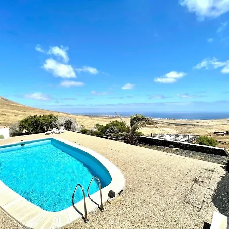 Appartamento Bonito Apartamento C Con Estupenda Vista A Oceano Y Piscina, En Lanzarote