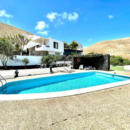 Apartamento Bonito Apartamento C Con Estupenda Vista A Oceano Y Piscina, En Lanzarote